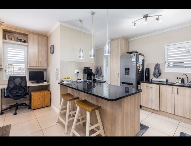 3 BEDROOM HOUSE SOLD IN SUNNINGDALE
